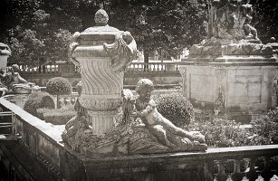 100_1525
