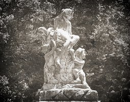 100_1528